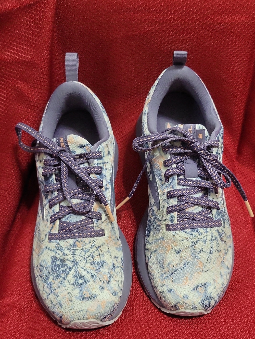 Brooks Women's Lavender Patterned Running Shoes